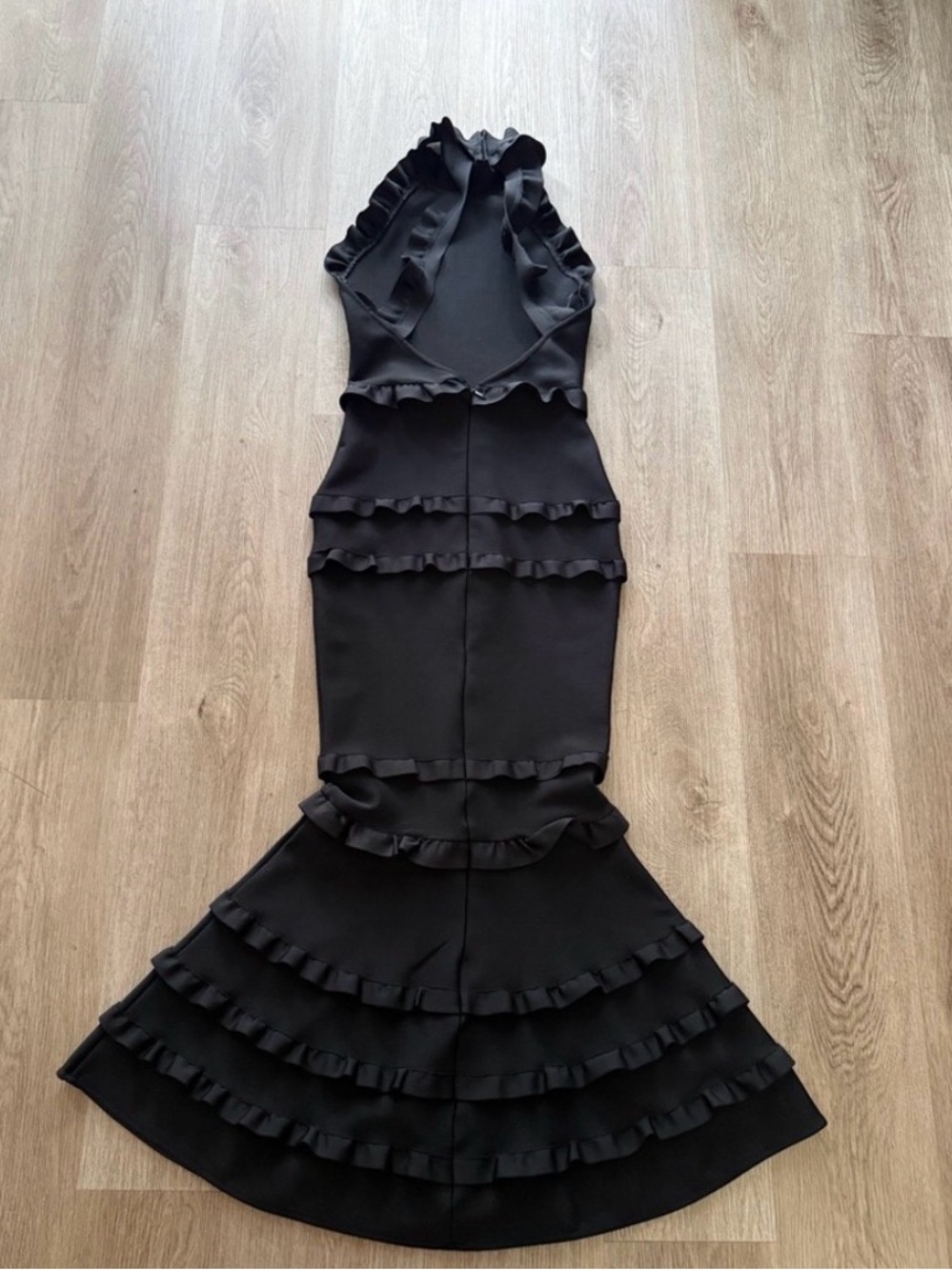REVOLVE Elliatt Theatrical Gown ruffle detail mock neck mermaid maxi dress XS - Picture 9 of 11